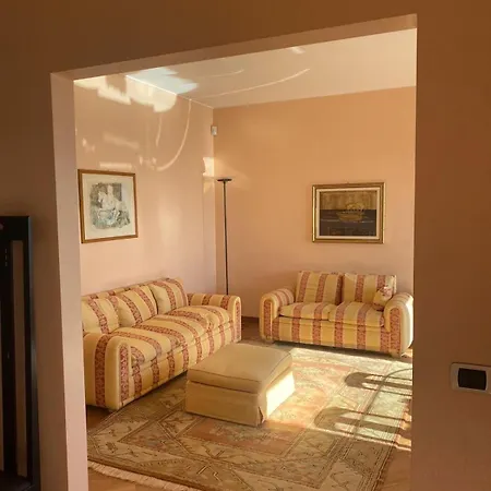 Apartment La Terrazza Nel Blu